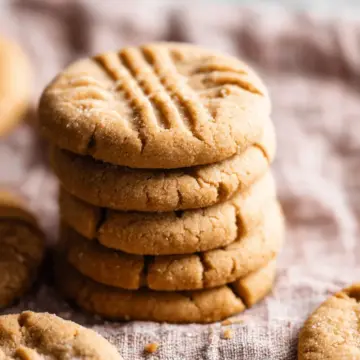 Soft & Thick Peanut Butter Cookies