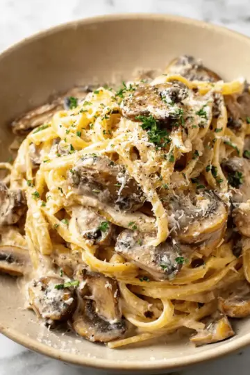 Creamy Mushroom Pasta