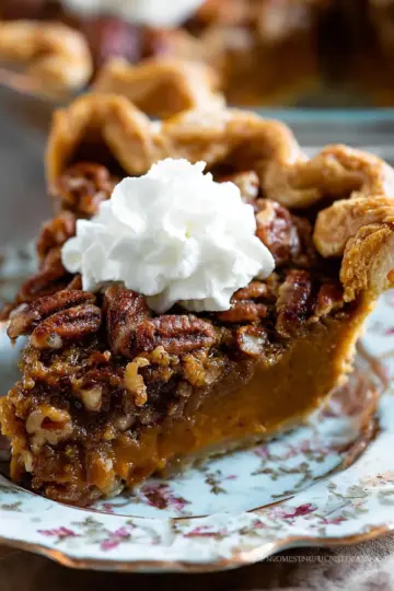 Pecan Praline Pumpkin Pie
