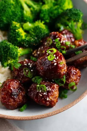 Sticky Mongolian Meatballs and Broccoli (Easy!!)