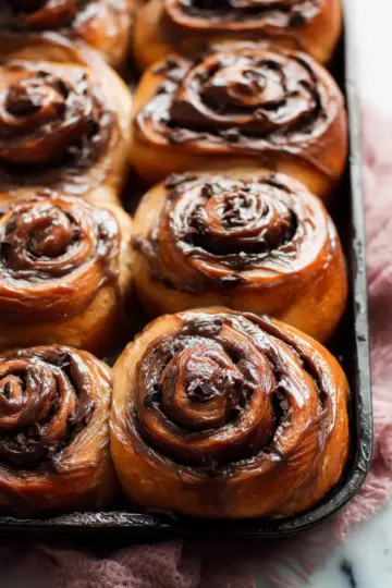 Rich & Fluffy Chocolate Sweet Rolls