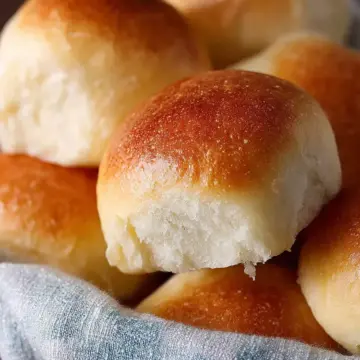 French Bread Rolls {Step-by-Step}