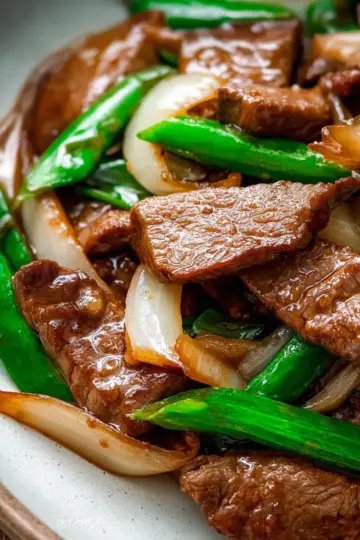 Beef and Onion Stir Fry (Quick and Easy Classic Recipe)