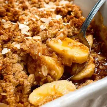 Easy Banana Crumble {Banana Crisp}