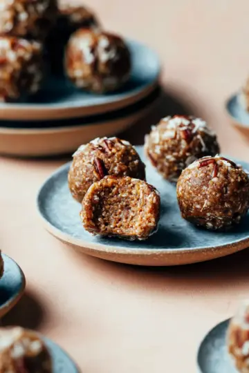 Pecan Pie Energy Bites